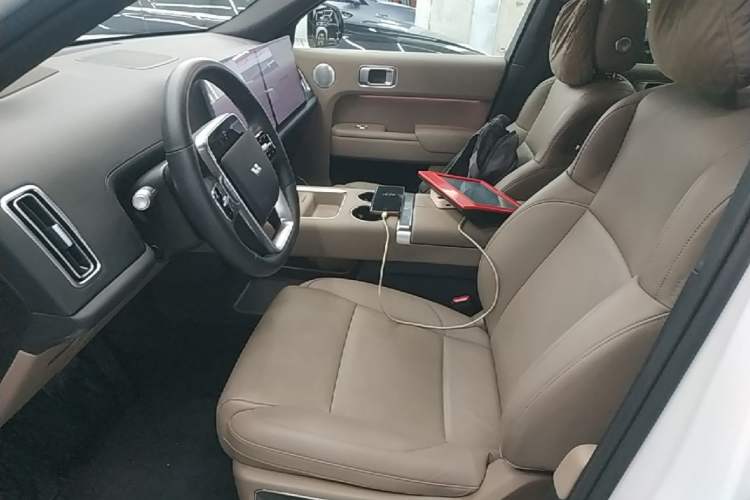 Used Li Auto L8 2025 Max Smart Refresh Edition Left Front Seat