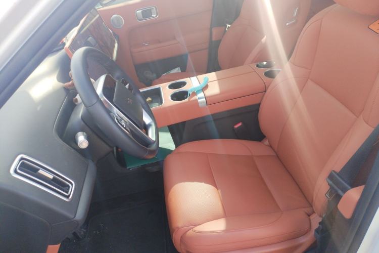 Used Li Auto L8 2025 Max Smart Refresh Edition Left Front Seat