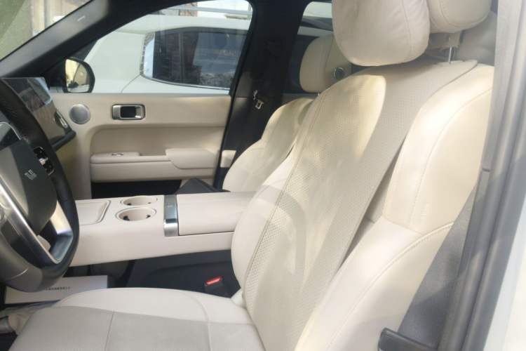 Used Li Auto L8 2025 Max Smart Refresh Edition Left Front Seat