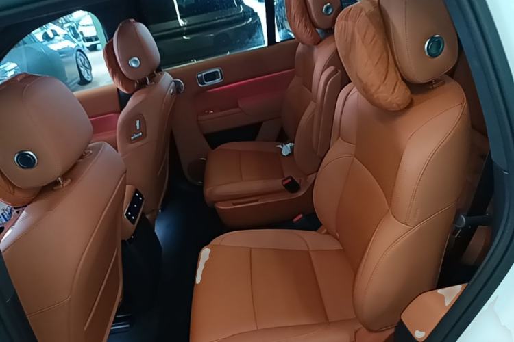 Used Li Auto L8 2025 Ultra Smart Refreshed Edition Left Rear Seat
