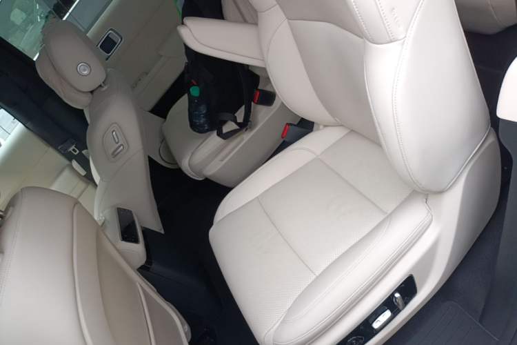 Used Li Auto L8 2025 Max Smart Refresh Edition Left Rear Seat