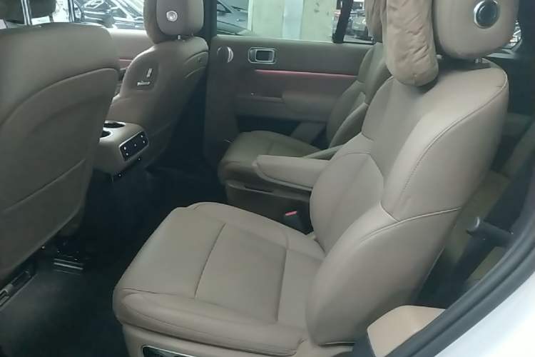 Used Li Auto L8 2025 Max Smart Refresh Edition Left Rear Seat