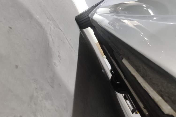 Used Li Auto L8 2025 Max Smart Refresh Edition Left Side Sill