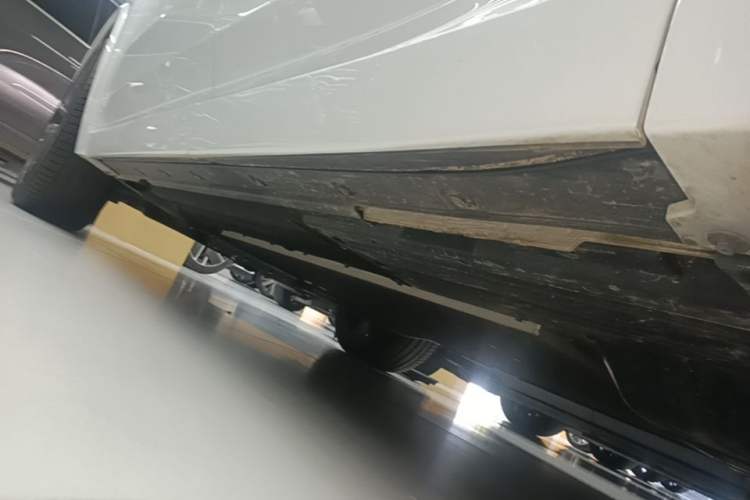 Used Li Auto L8 2025 Ultra Smart Refreshed Edition Left Side Sill