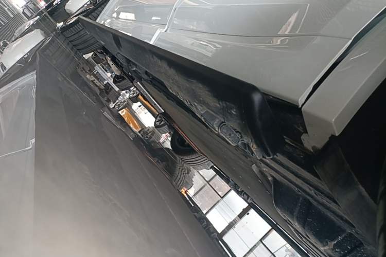 Used Li Auto L8 2025 Ultra Smart Refreshed Edition Left Side Sill