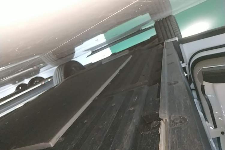 Used Li Auto L8 2025 Max Smart Refresh Edition Left Side Sill