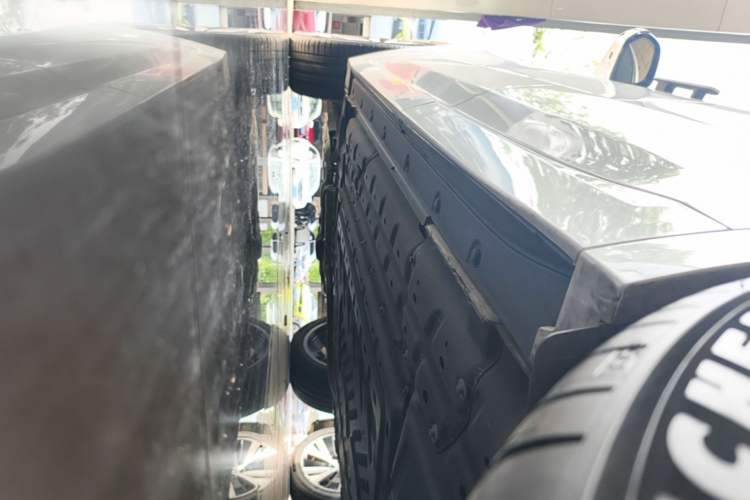 Used Li Auto L8 2025 Ultra Smart Refreshed Edition Left Side Sill