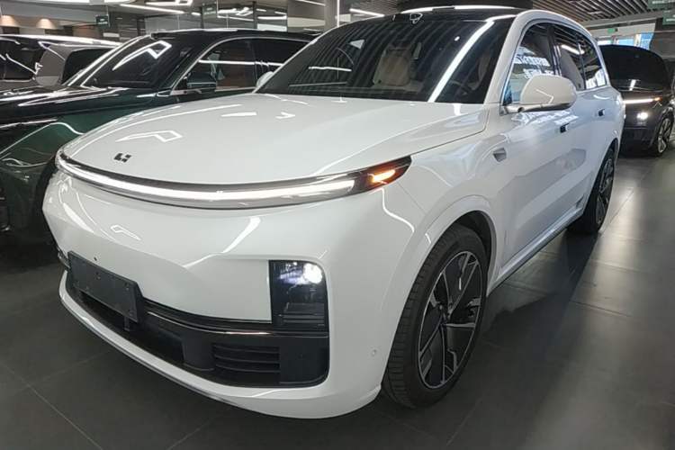 Used Li Auto L8 2025 Ultra Smart Refreshed Edition Guazi used car, China used car export, Used car for sale, Used cars, Cheapest cars for sale