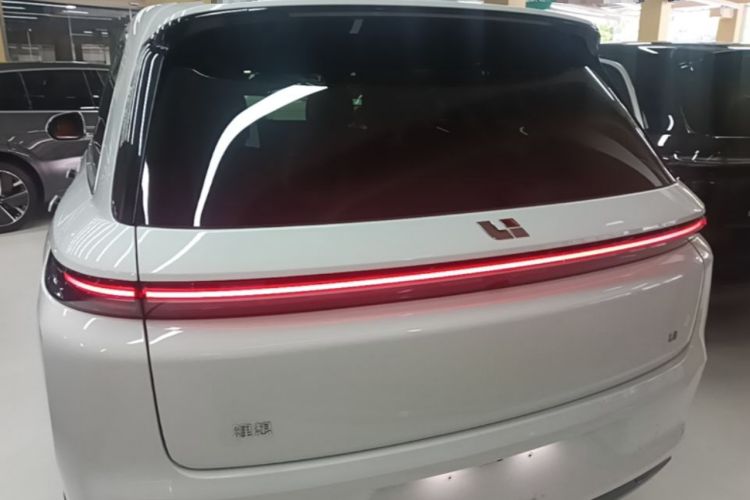 Used Li Auto L8 2025 Ultra Smart Refreshed Edition Rear