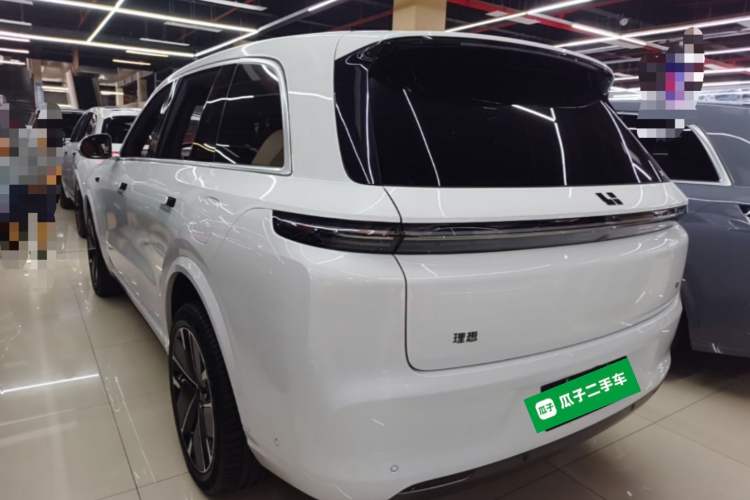 Used Li Auto L8 2025 Max Smart Refresh Edition Rear Left 45 Deg