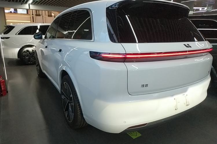Used Li Auto L8 2025 Ultra Smart Refreshed Edition Rear Left 45 Deg