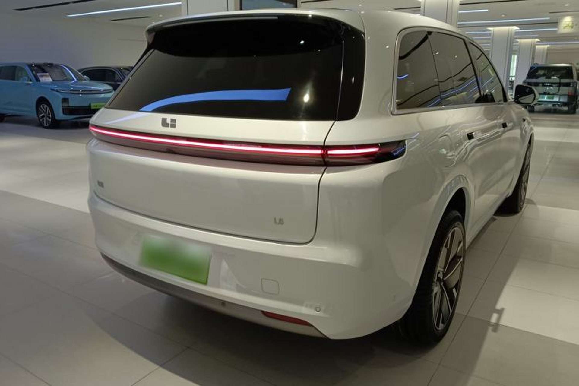 Used Li Auto L8 2025 Ultra Smart Refreshed Edition Rear Right 45 Deg