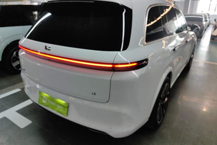 Used Li Auto L8 2025 Max Smart Refresh Edition Rear Right 45 Deg
