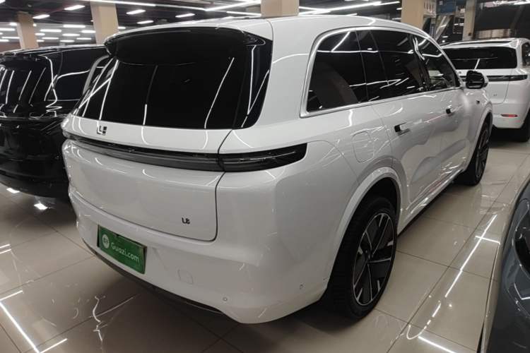 Used Li Auto L8 2025 Max Smart Refresh Edition Rear Right 45 Deg