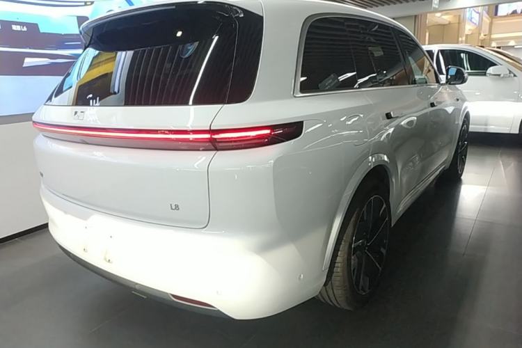Used Li Auto L8 2025 Ultra Smart Refreshed Edition Rear Right 45 Deg