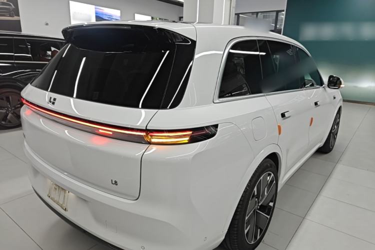 Used Li Auto L8 2025 Ultra Smart Refreshed Edition Rear Right 45 Deg