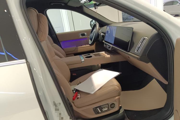 Used Li Auto L8 2025 Ultra Smart Refreshed Edition Right Front Seat