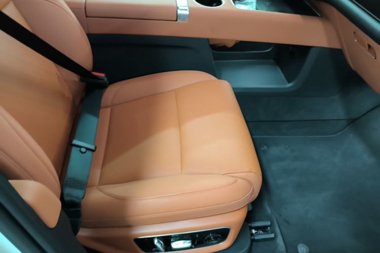 Used Li Auto L8 2025 Ultra Smart Refreshed Edition Right Front Seat