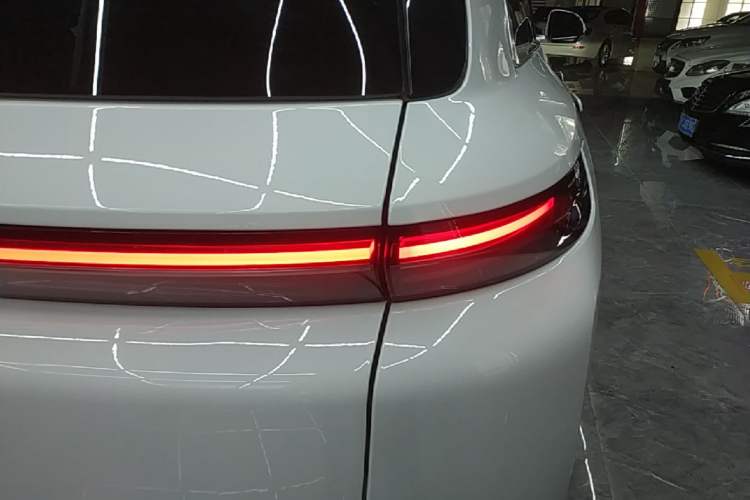 Used Li Auto L8 2025 Max Smart Refresh Edition Right Rear Taillight