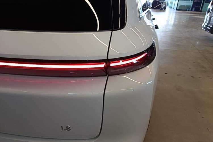 Used Li Auto L8 2025 Ultra Smart Refreshed Edition Right Rear Taillight