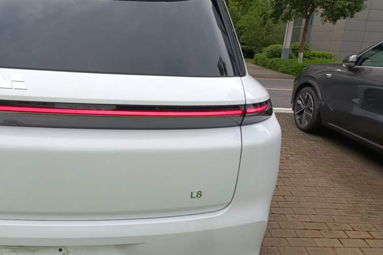 Used Li Auto L8 2025 Max Smart Refresh Edition Right Rear Taillight