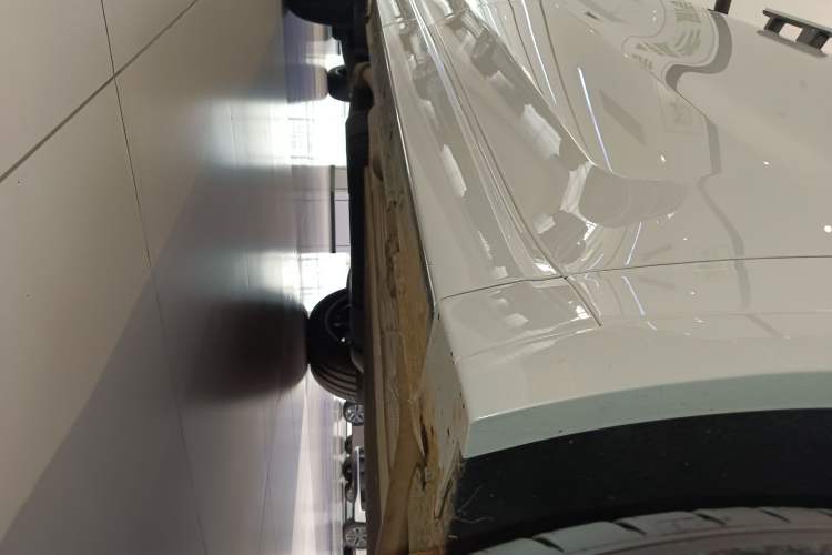Used Li Auto L8 2025 Ultra Smart Refreshed Edition Right Side Sill