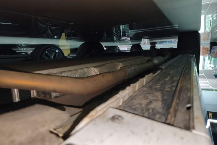 Used Li Auto L8 2025 Max Smart Refresh Edition Right Side Sill