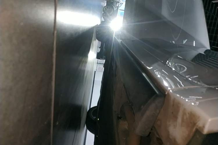 Used Li Auto L8 2025 Ultra Smart Refreshed Edition Right Side Sill