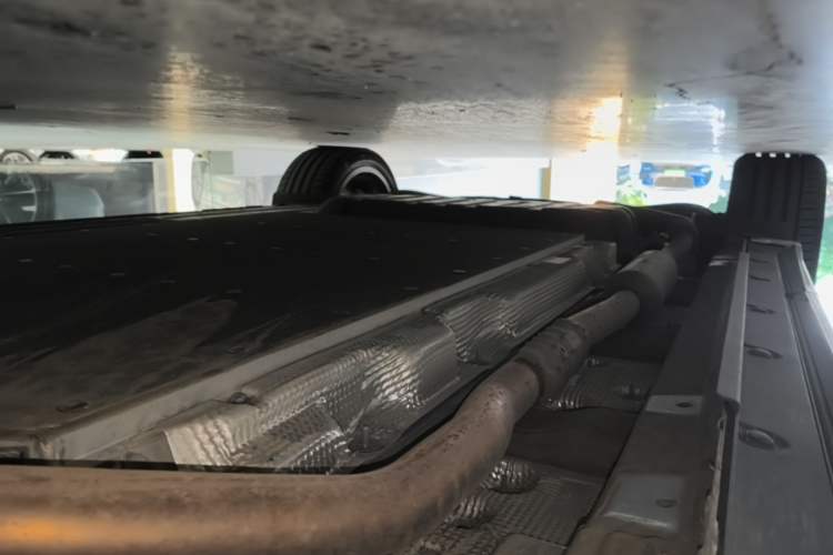 Used Li Auto L8 2025 Ultra Smart Refreshed Edition Right Side Sill