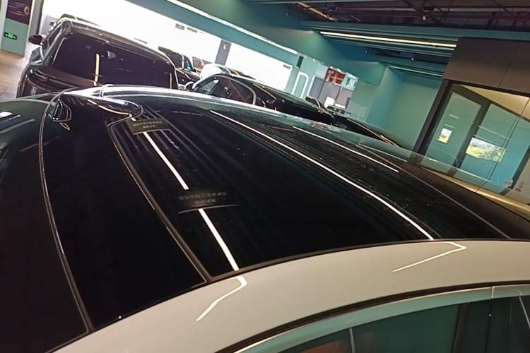 Used Li Auto L8 2025 Ultra Smart Refreshed Edition Roof