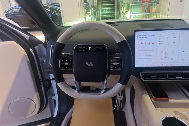 Used Li Auto L8 2025 Ultra Smart Refreshed Edition Steering Wheel