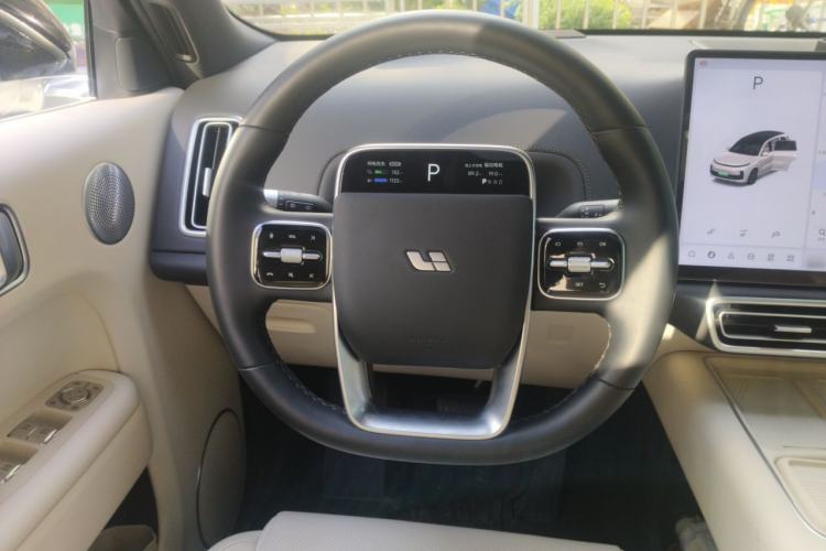 Used Li Auto L8 2025 Max Smart Refresh Edition Steering Wheel