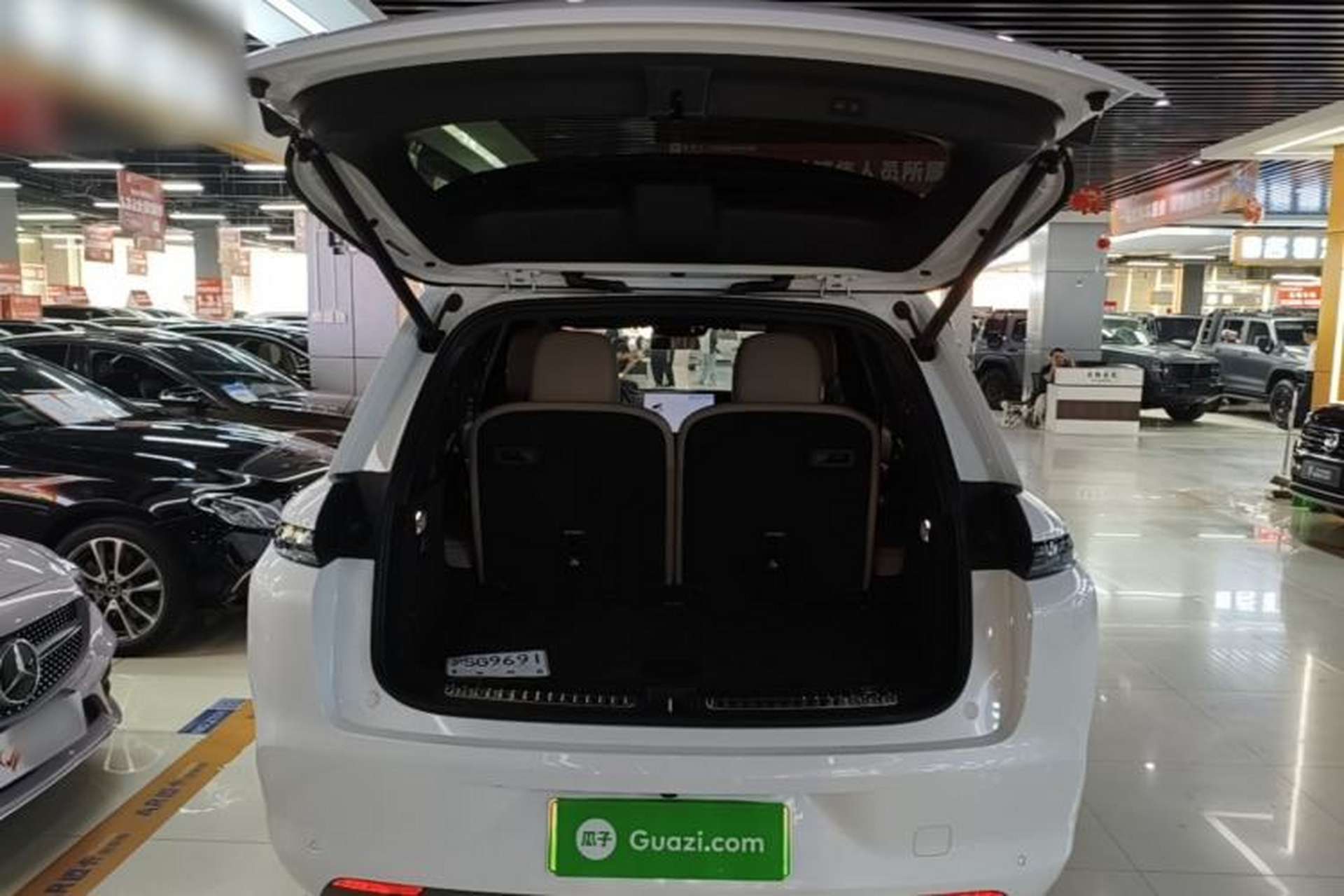 Used Li Auto L8 2025 Ultra Smart Refreshed Edition Trunk
