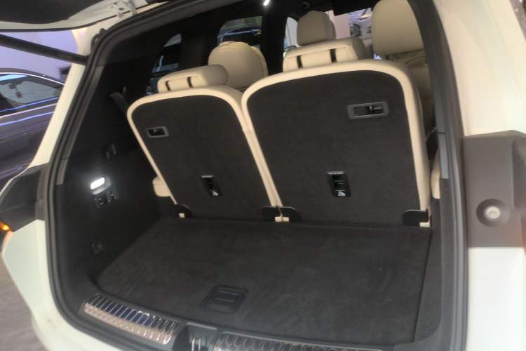 Used Li Auto L8 2025 Ultra Smart Refreshed Edition Trunk