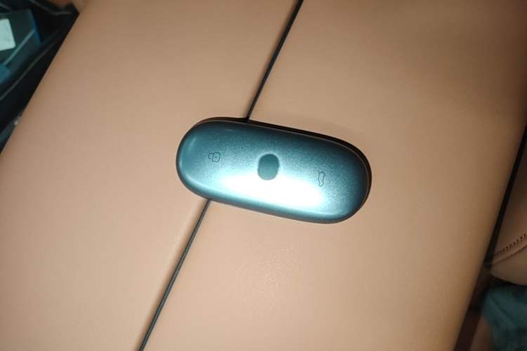Used Li Auto L8 2025 Max Smart Refresh Edition Vehicle Key