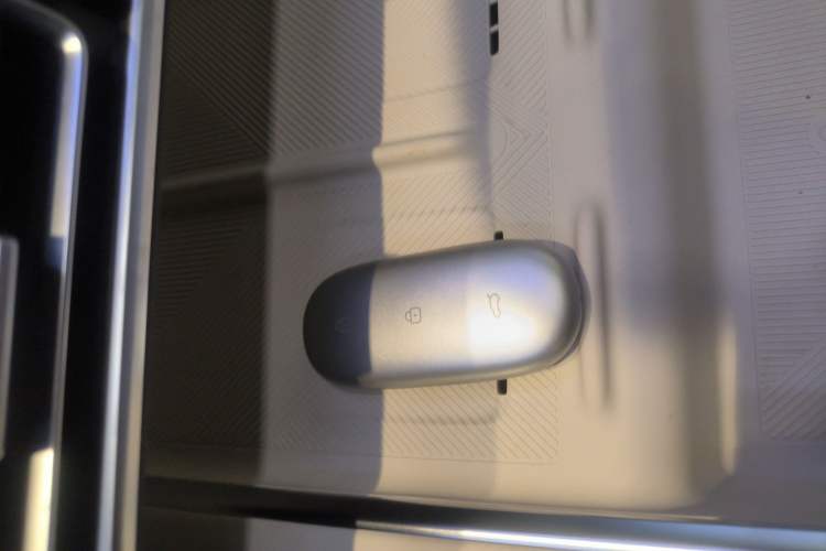 Used Li Auto L8 2025 Ultra Smart Refreshed Edition Vehicle Key