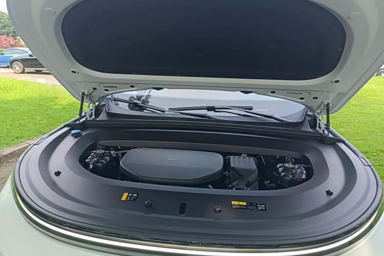 Used Li Auto L8 2026 Model Ultra Engine Bay