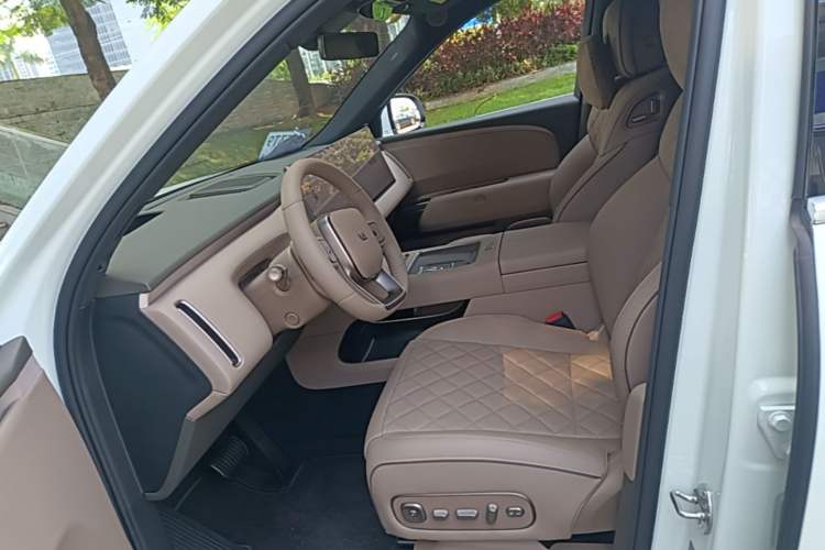 Used Li Auto L8 2026 Model Ultra Left Front Seat
