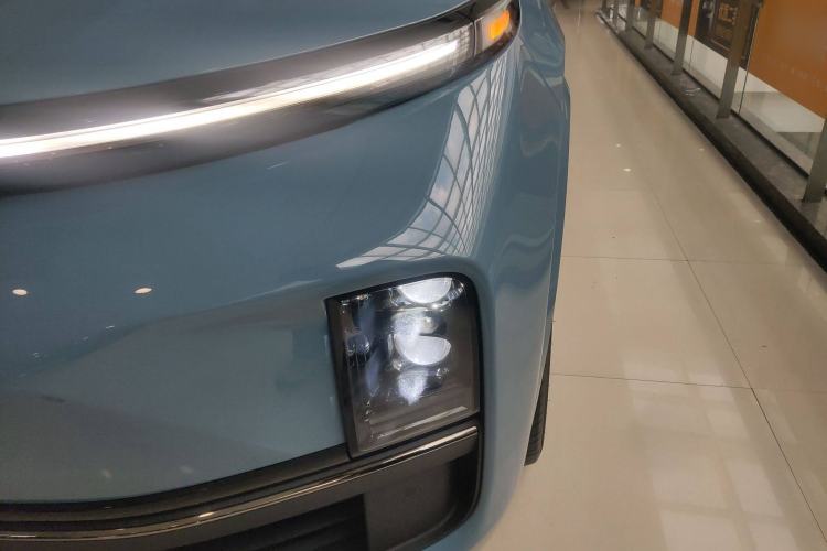 Used Li Auto L9 2022 Max model Exterior 4