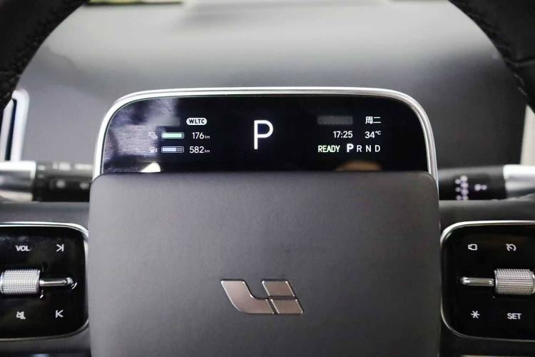 Used Li Auto L9 2022 Max model Interior 2