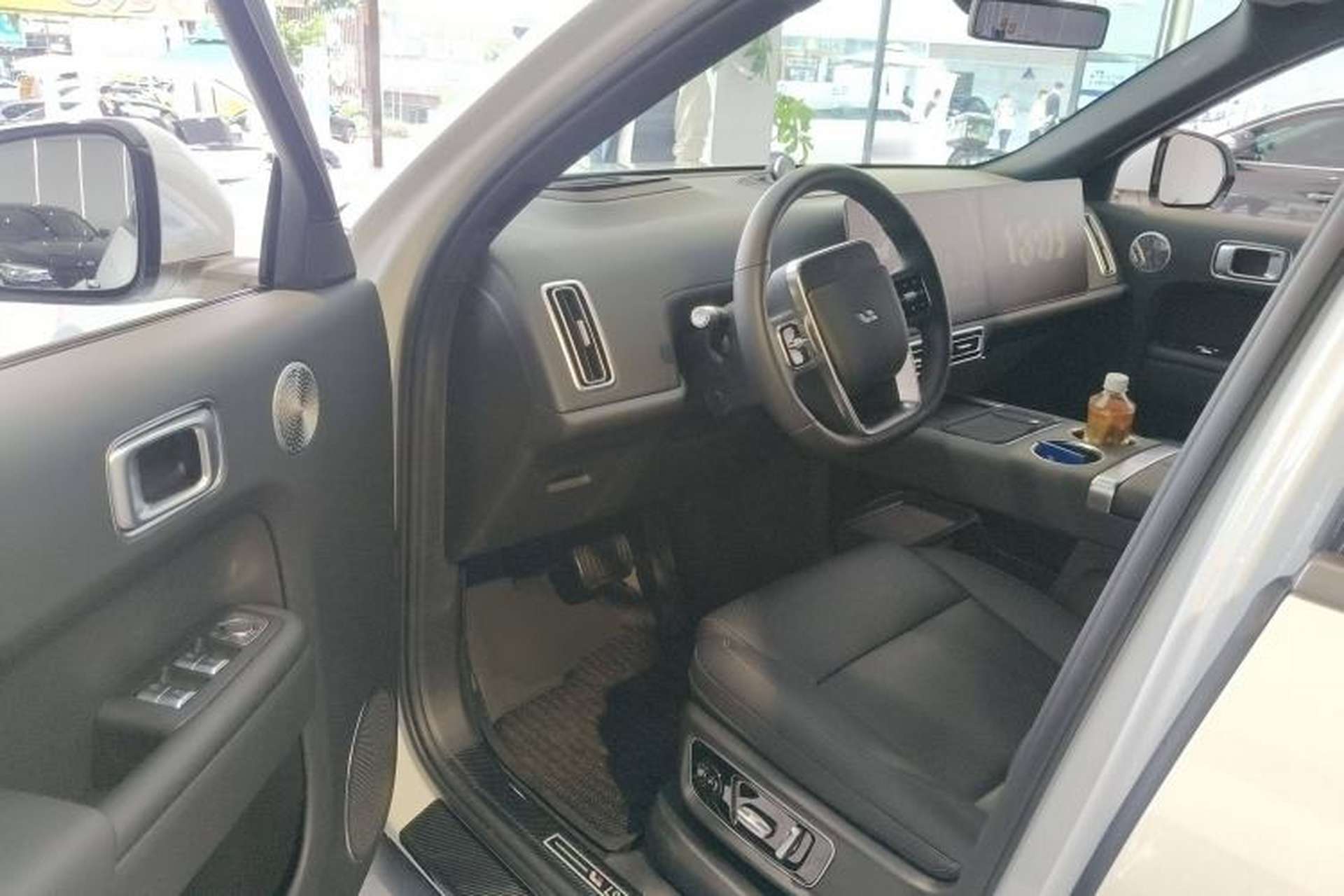 Used Li Auto L9 2025 Ultra Smart Refreshed Edition Driver Seat