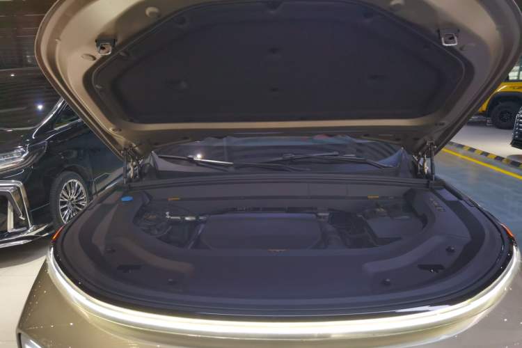 Used Li Auto L9 2022 Max model Engine Bay
