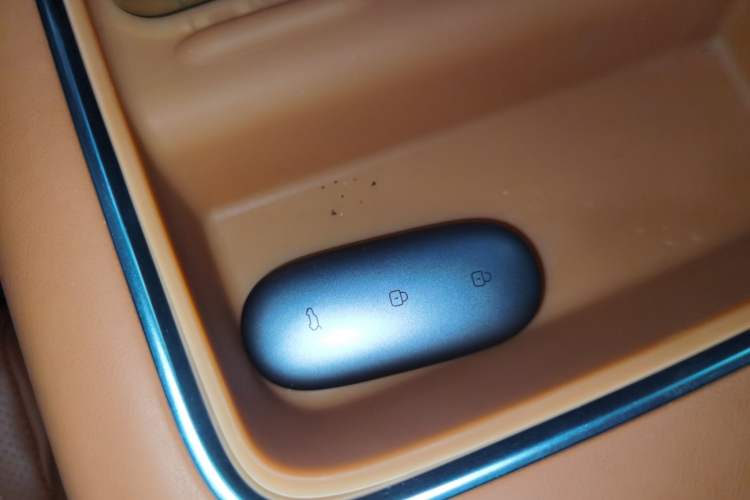 Used Li Auto L9 2022 Max model Interior 1