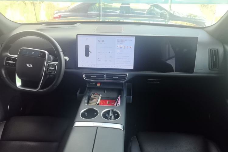 Used Li Auto L9 2022 Max model Center Console