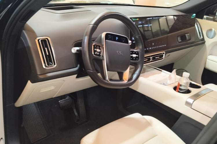 Used Li Auto L9 2022 Max model Center Console