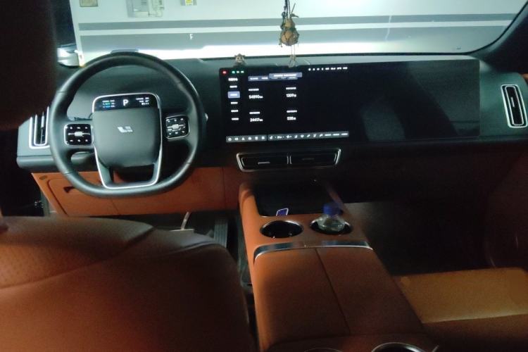 Used Li Auto L9 2022 Max model Center Console