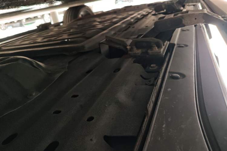 Used Li Auto L9 2022 Max model Chassis Rear Left