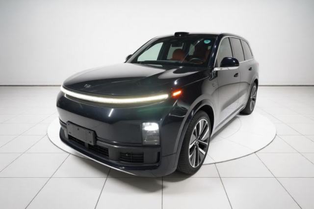 Używany Li Auto L9 2022 Max model