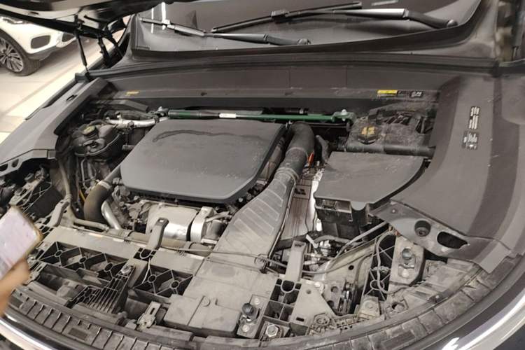 Used Li Auto L9 2022 Max model Engine Bay