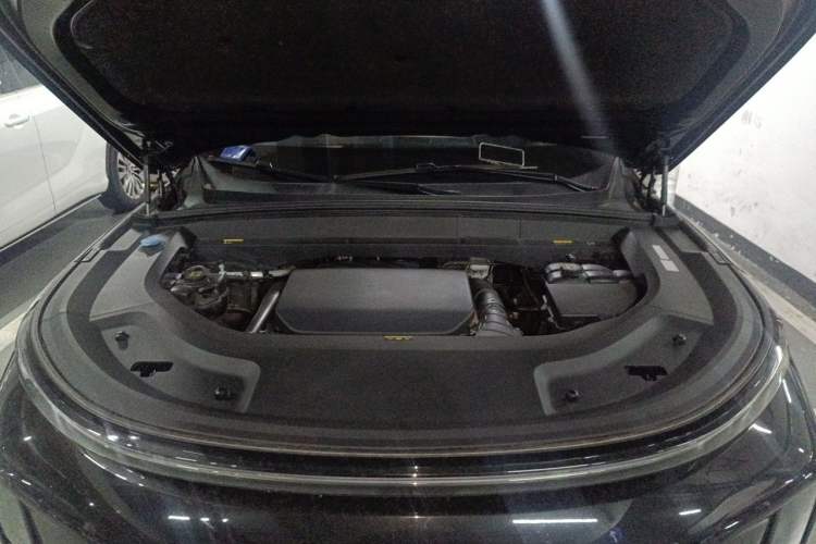 Used Li Auto L9 2022 Max model Engine Bay
